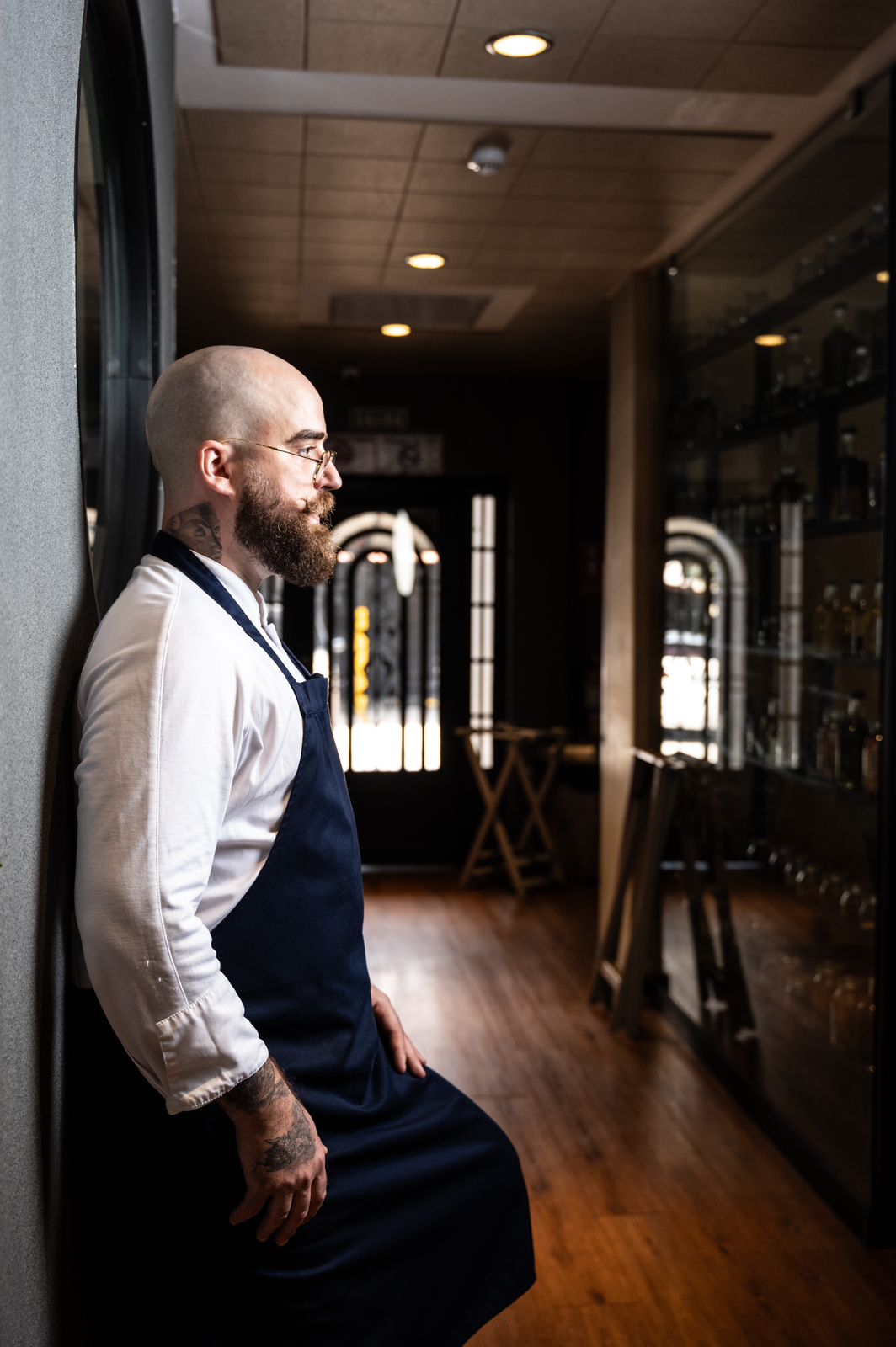 Chef Xabi Vallejo Oyarzun en su restaurante Espeziak